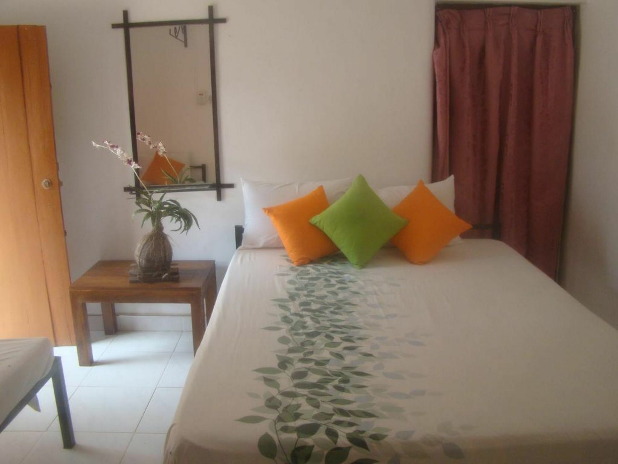 Goalma Family Holiday Resort & Restaurant Anuradhapura Buitenkant foto