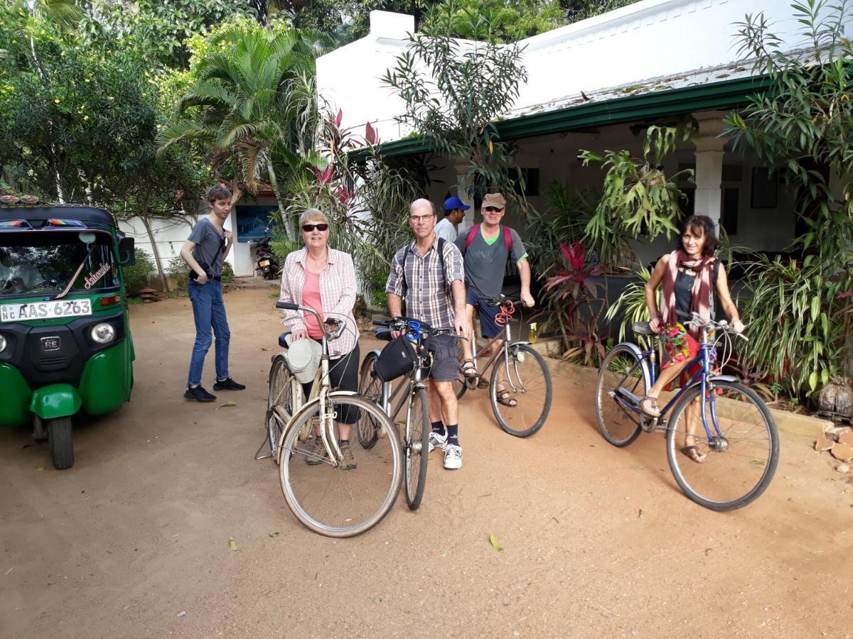 Goalma Family Holiday Resort & Restaurant Anuradhapura Buitenkant foto